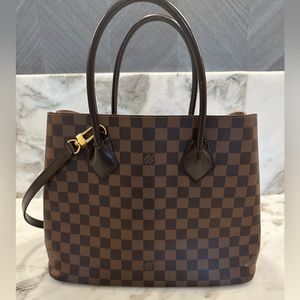 Authentic Louis Vuitton Kensington Damier Ebene Handle bag with shoulder strap.